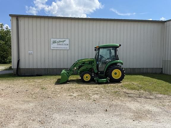 Image of John Deere 3046R equipment image 1