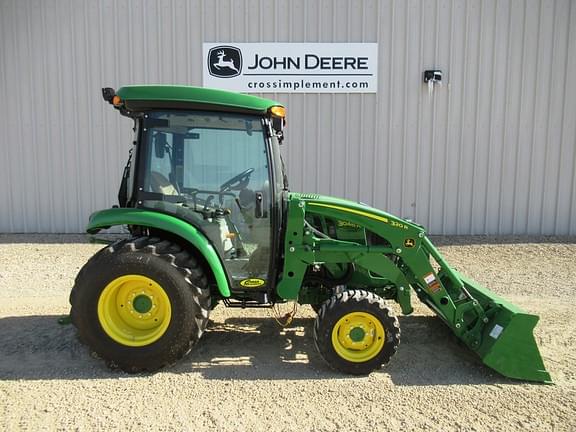 Image of John Deere 3046R equipment image 2