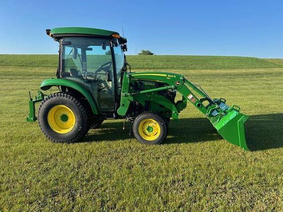 Image of John Deere 3046R equipment image 1
