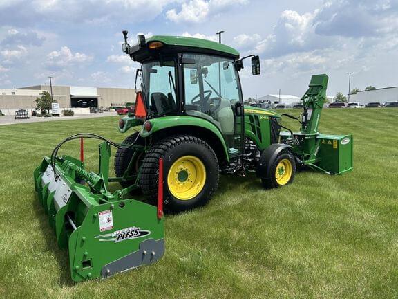 Image of John Deere 3046R equipment image 3
