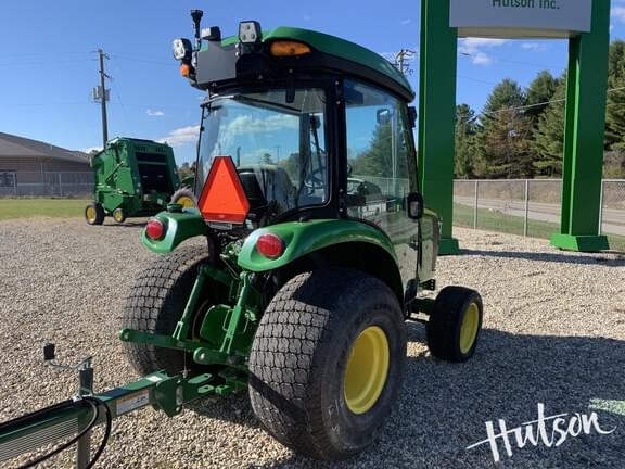 Image of John Deere 3046R equipment image 3