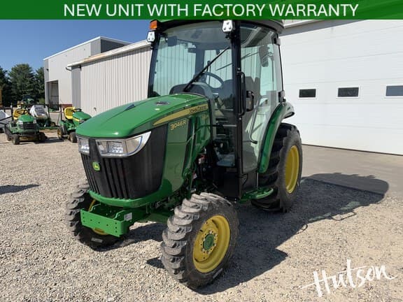 Image of John Deere 3046R equipment image 2