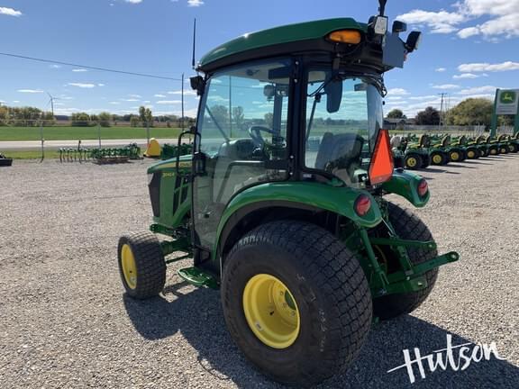 Image of John Deere 3046R equipment image 2