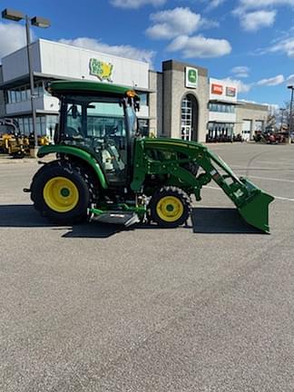 Image of John Deere 3046R equipment image 2