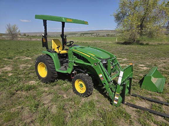 Image of John Deere 3046R Primary image