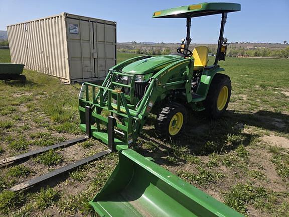 Image of John Deere 3046R Primary image
