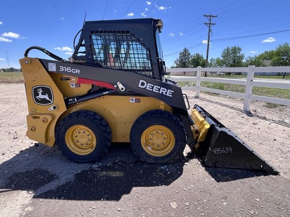 Image of John Deere 316GR equipment image 3