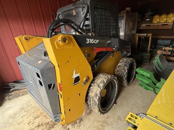 Image of John Deere 316GR equipment image 2
