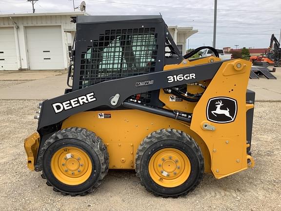 Image of John Deere 316GR equipment image 1