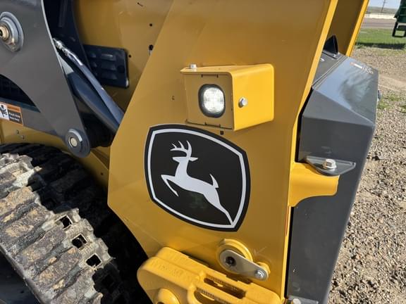 Image of John Deere 317G equipment image 1