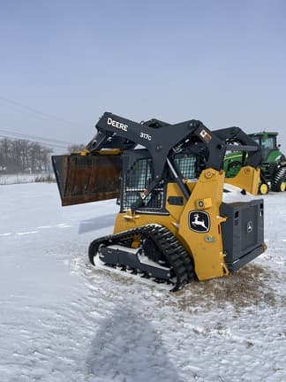 Image of John Deere 317G equipment image 2