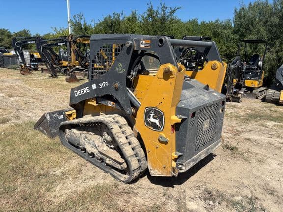 Image of John Deere 317G equipment image 1