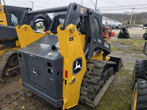 Image of John Deere 317G equipment image 2