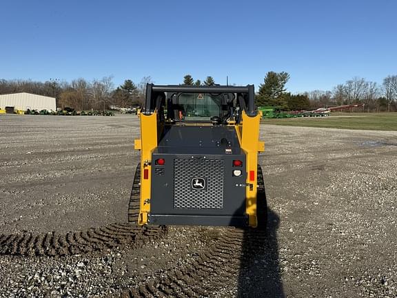 Image of John Deere 317G equipment image 2