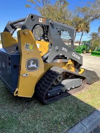 Image of John Deere 317G equipment image 2