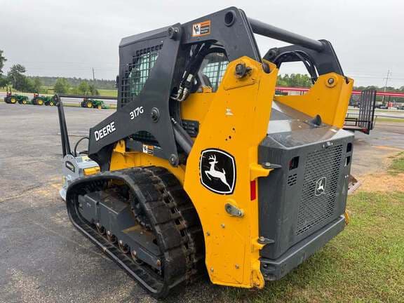Image of John Deere 317G equipment image 4