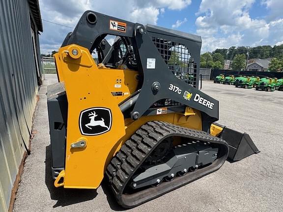 Image of John Deere 317G equipment image 1