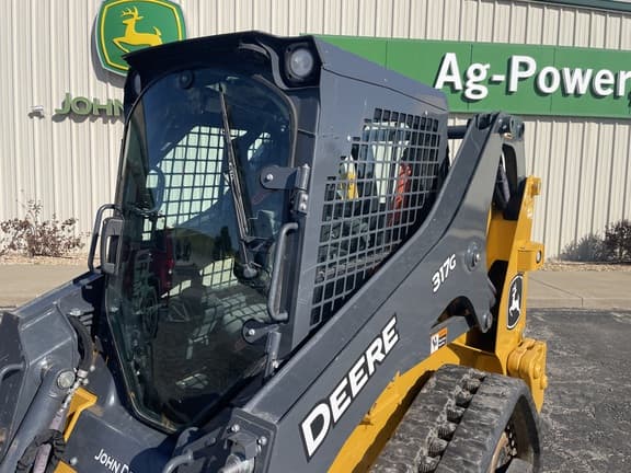 Image of John Deere 317G equipment image 4