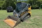 Image of John Deere 317G equipment image 3