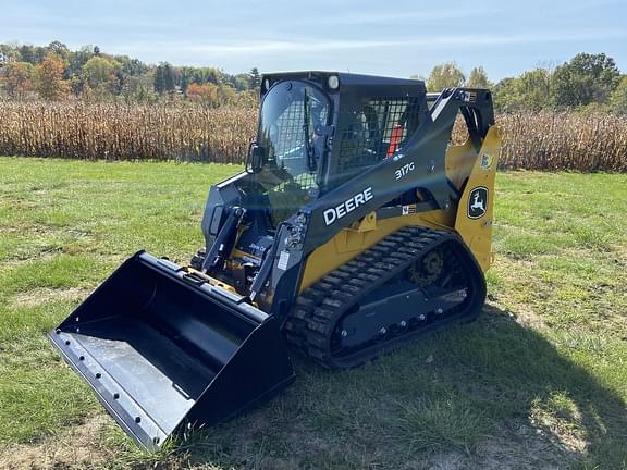 Image of John Deere 317G equipment image 1