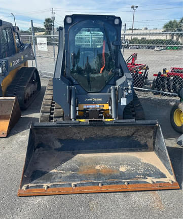 Image of John Deere 317G equipment image 2