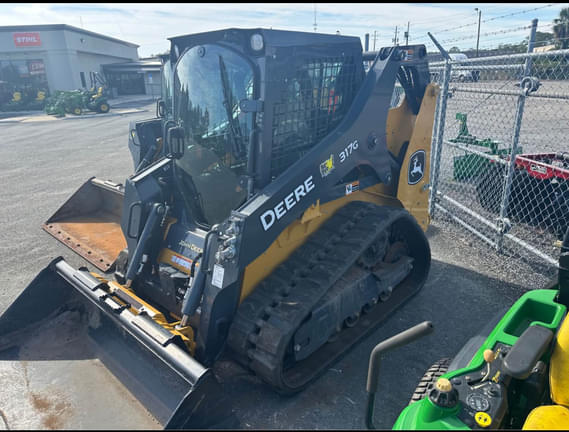 Image of John Deere 317G equipment image 1