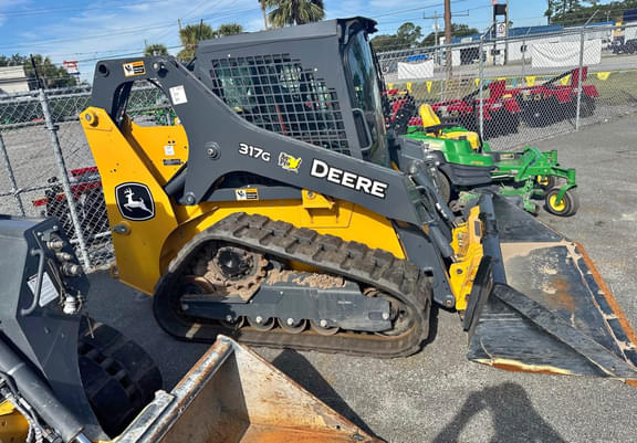 Image of John Deere 317G Primary image