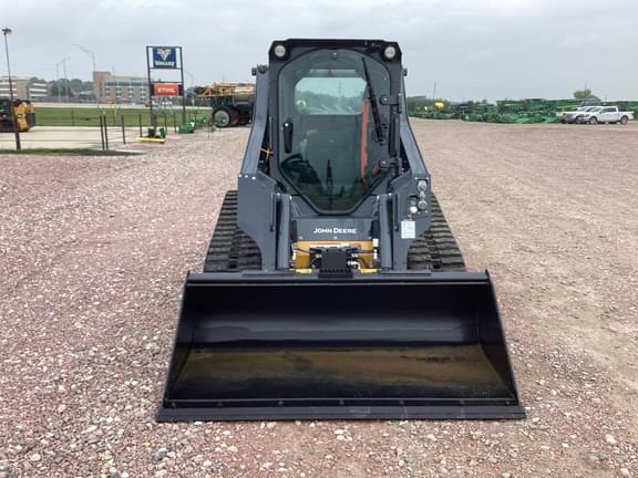 Image of John Deere 317G equipment image 1