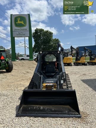 Image of John Deere 317G equipment image 3