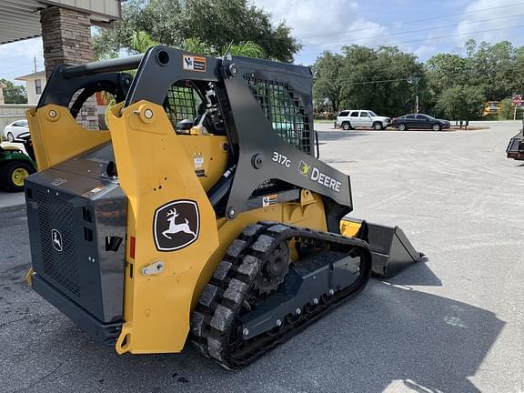 Image of John Deere 317G equipment image 4