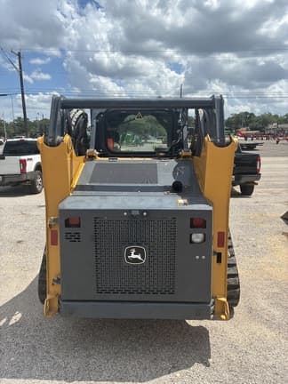 Image of John Deere 317G equipment image 3