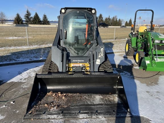 Image of John Deere 317G equipment image 1