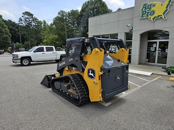 Image of John Deere 317G equipment image 2