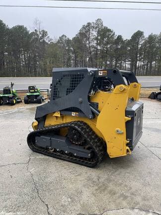 Image of John Deere 317G equipment image 4