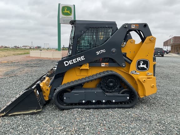 Image of John Deere 317G equipment image 3