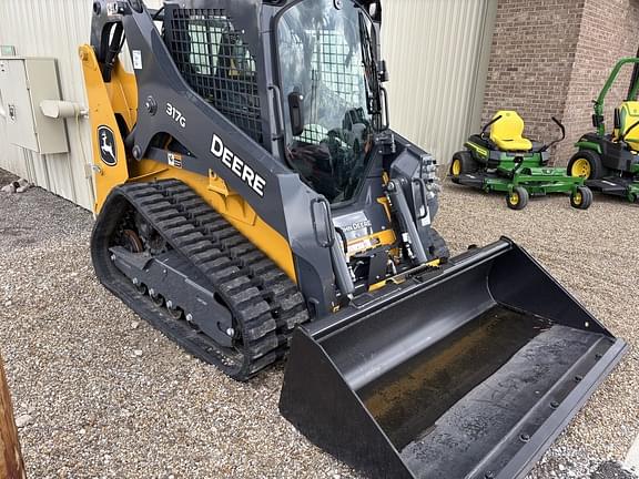 Image of John Deere 317G equipment image 2