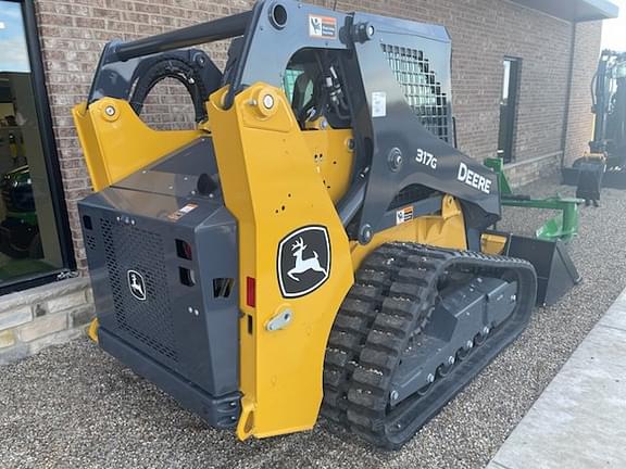 Image of John Deere 317G equipment image 3