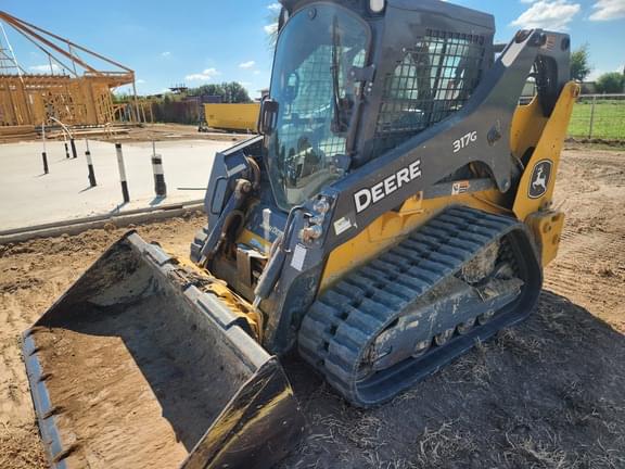 Image of John Deere 317G equipment image 2