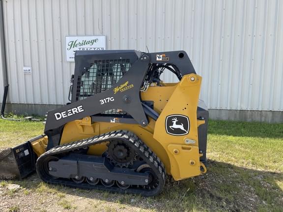 Image of John Deere 317G equipment image 2