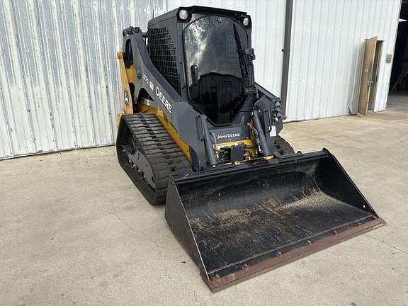 Image of John Deere 317G equipment image 4