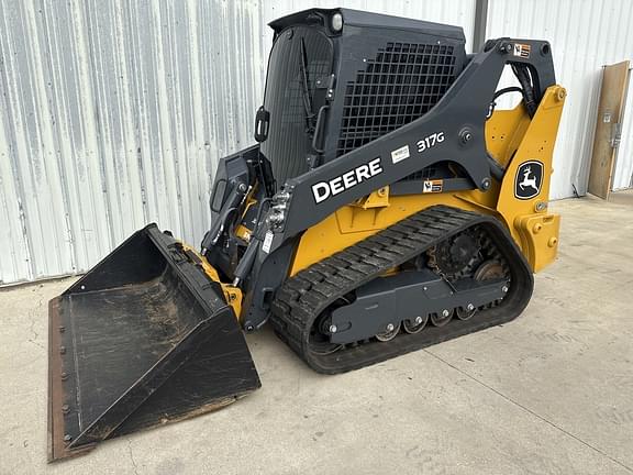 Image of John Deere 317G equipment image 1