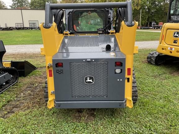 Image of John Deere 317G equipment image 2