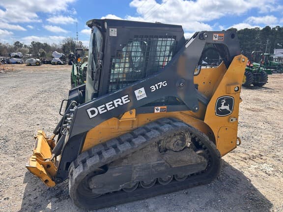 Image of John Deere 317G equipment image 1