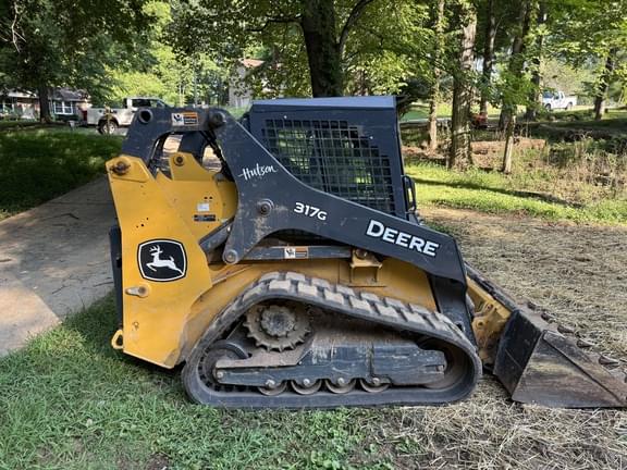 Image of John Deere 317G Primary image