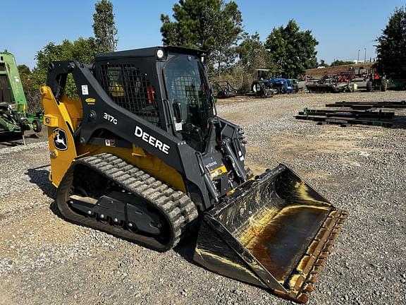 Image of John Deere 317G equipment image 1