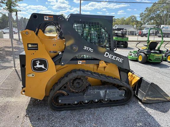 Image of John Deere 317G equipment image 1