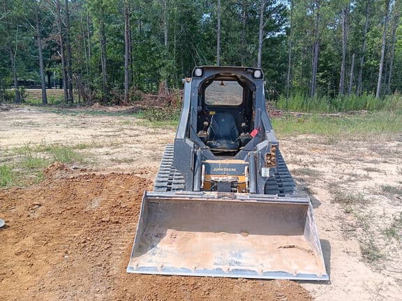 Image of John Deere 317G equipment image 2