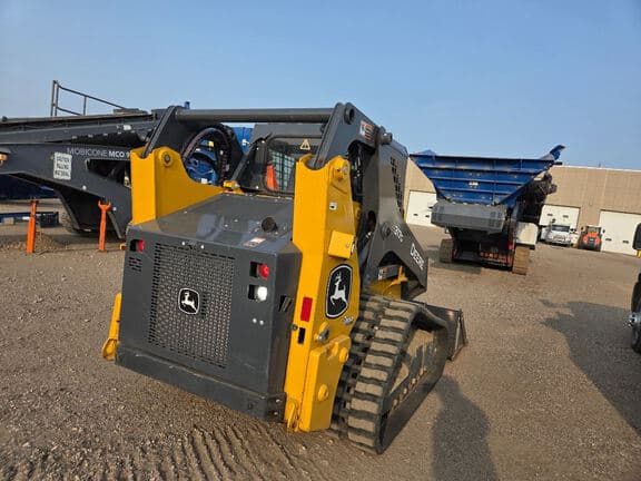 Image of John Deere 317G equipment image 4
