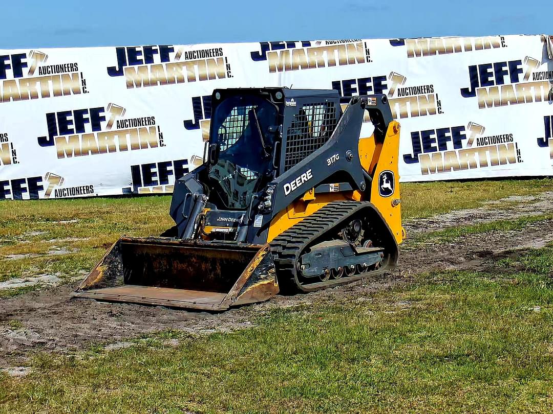 Image of John Deere 317G Primary image