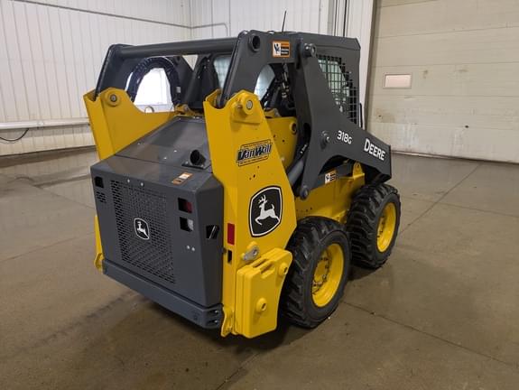 Image of John Deere 318G equipment image 4